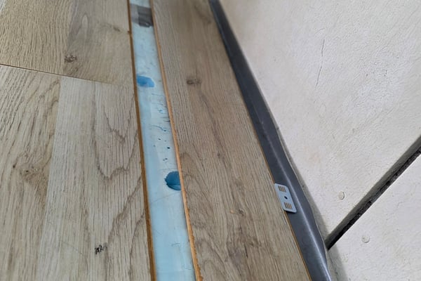 Ønsker tilbud på reparasjon eller bytte av balkong - bilde 1