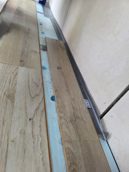 Ønsker tilbud på reparasjon eller bytte av balkong - bilde 1